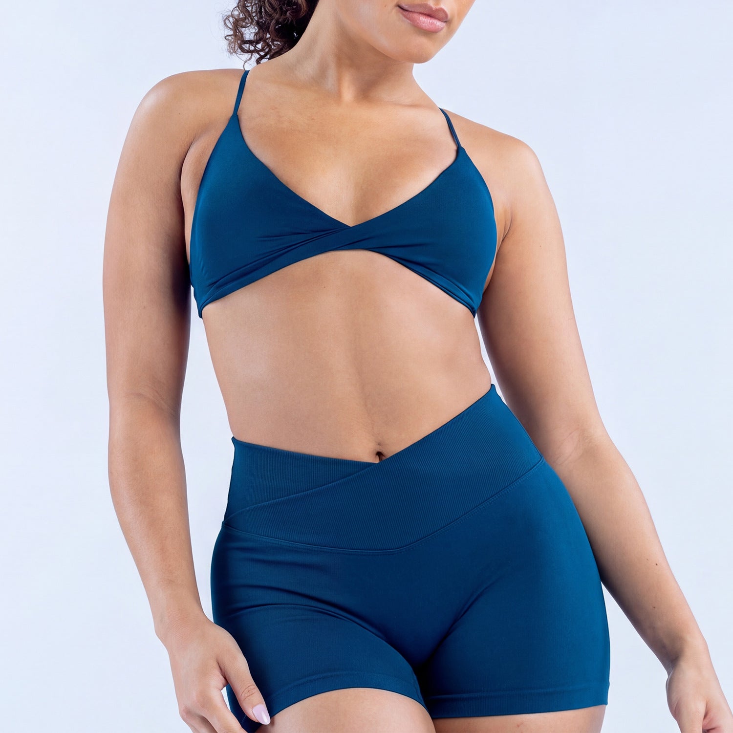 Vision Twist Front Sports Bra & Shorts 2 Pieces Set